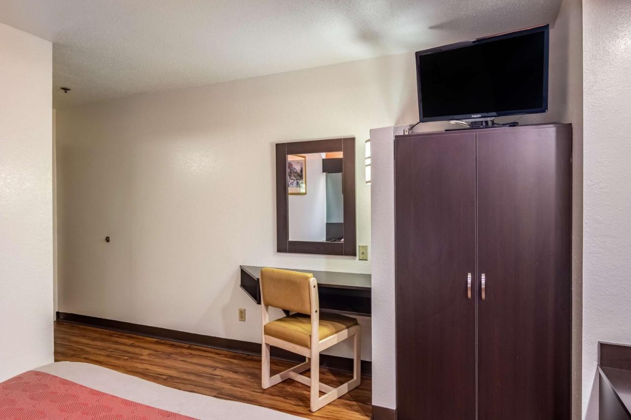 Motel 6 Chattanooga Downtown Extérieur photo